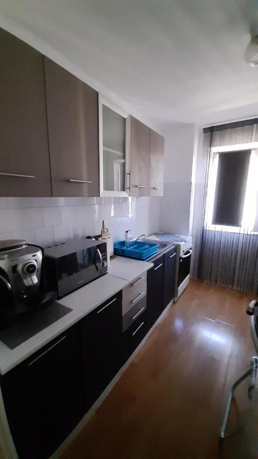 Apartament Victory Lägenhet Orşova Exteriör bild
