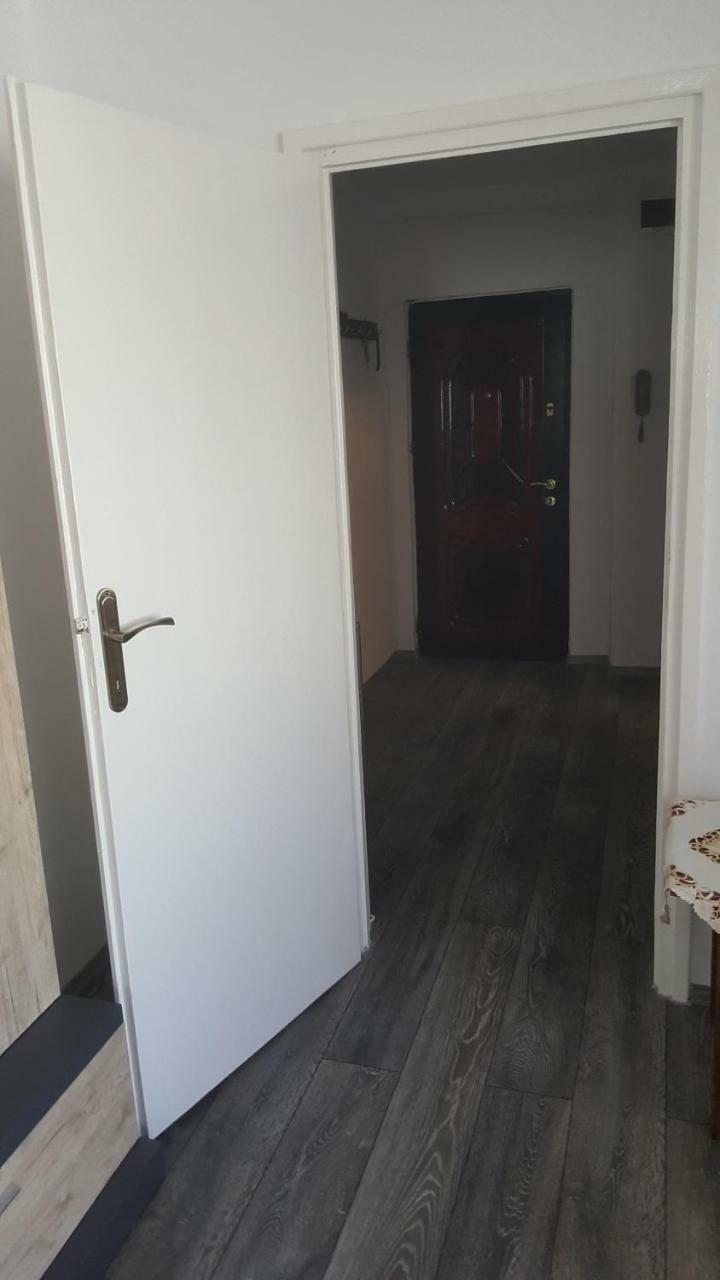 Apartament Victory Lägenhet Orşova Exteriör bild